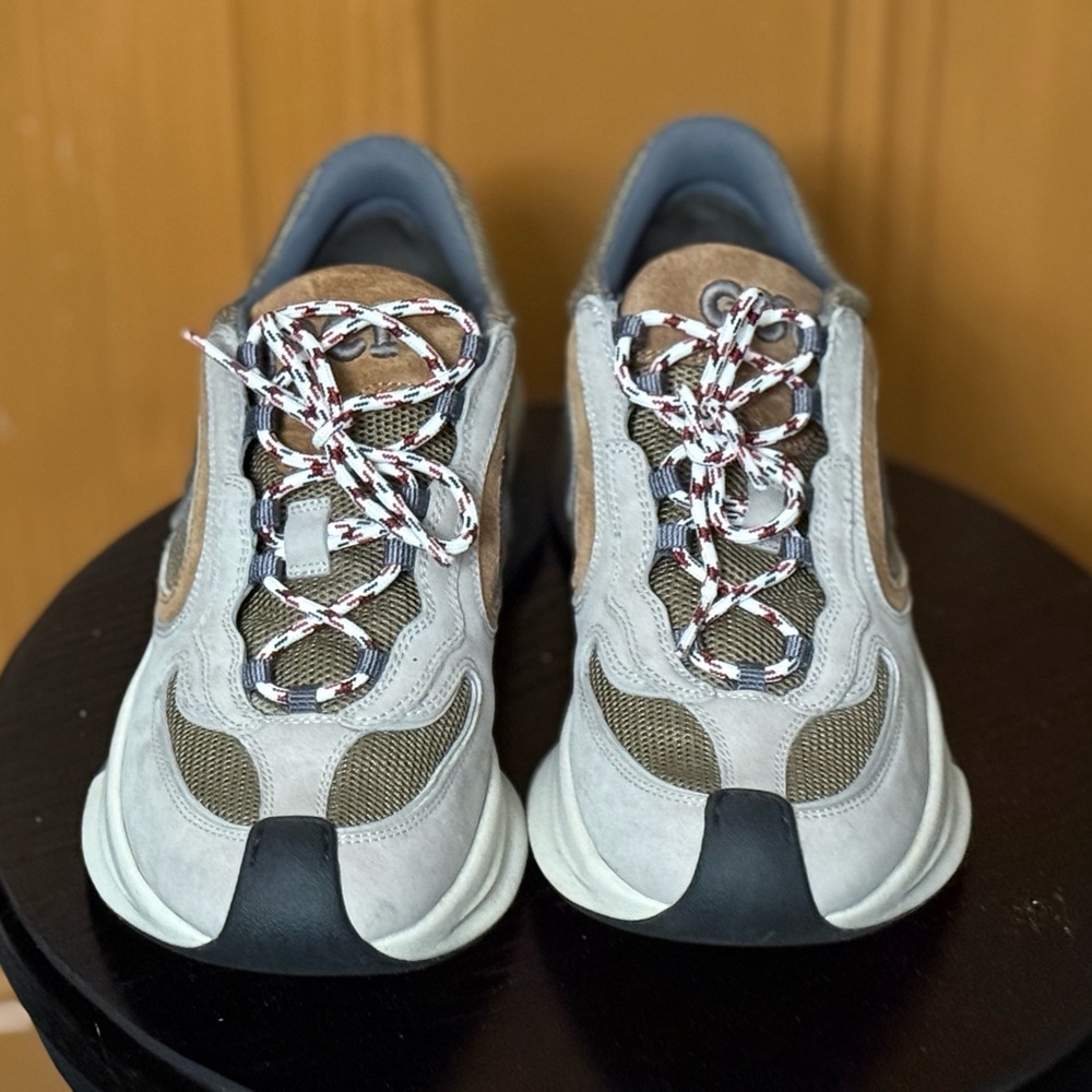 Gucci Athletic Shoes in Gray and Brown